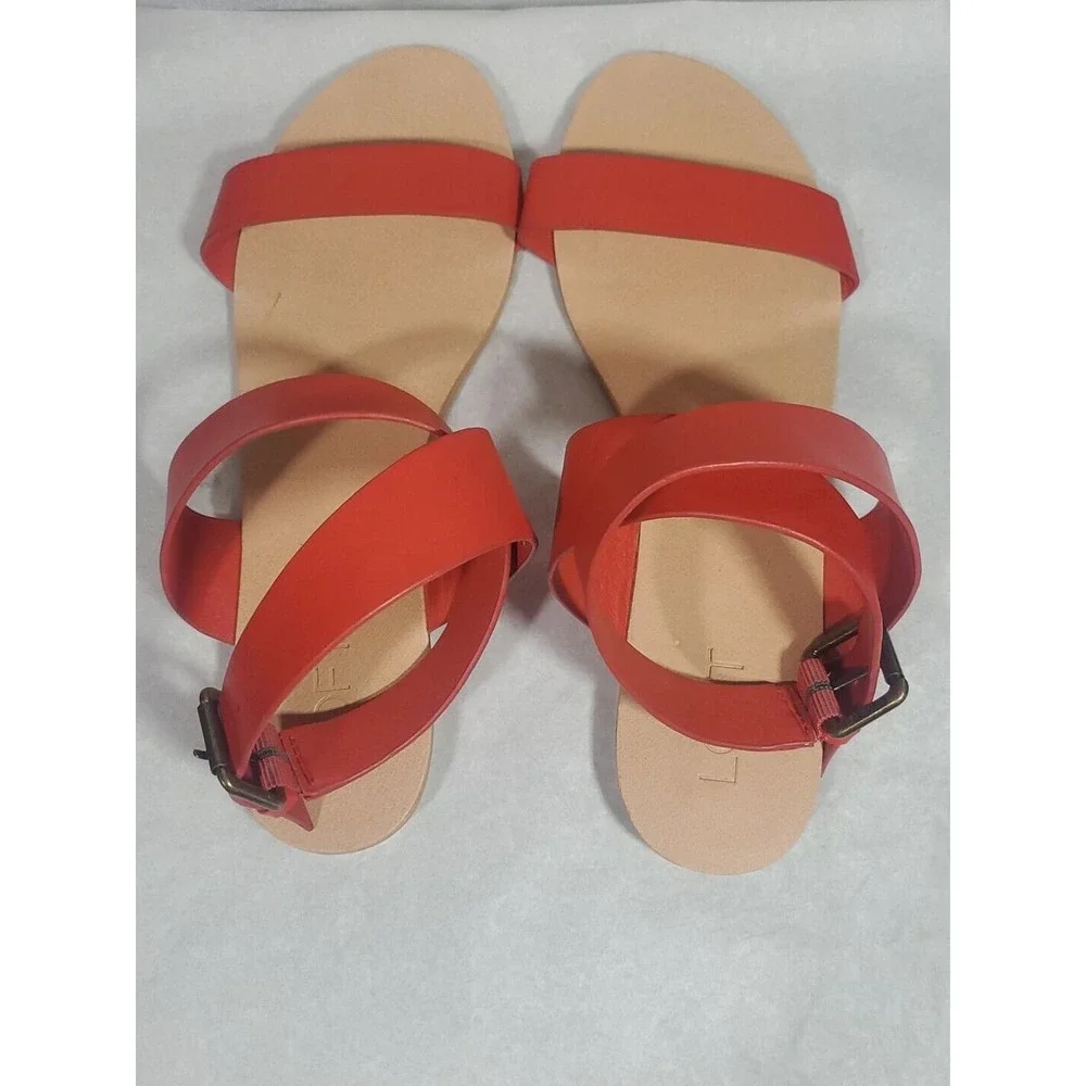 Loft Size 9M Red Faux Leather Open Toe Criss Cross Strap Stack Heel Sandals